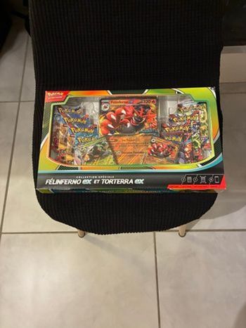 Coffret Pokémon ultra rare et exclusif neuf