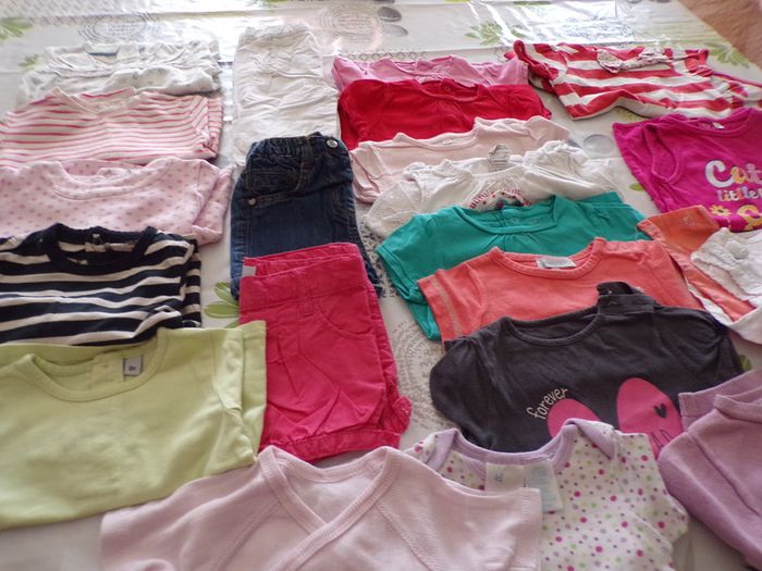 Lot 21 de vetement 6 mois