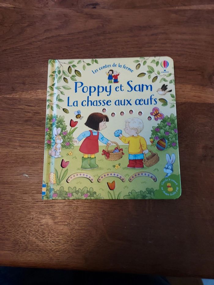 Poppy et San la chasse aux oeufs