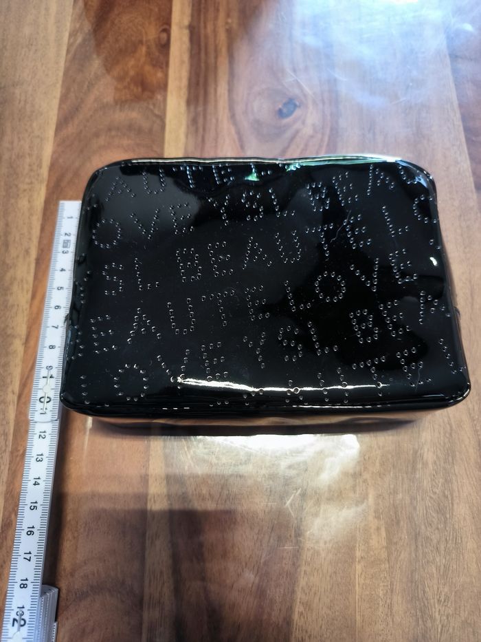 Trousse de maquillage YSL