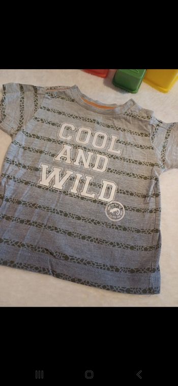 T.shirt bébé taille 12 mois