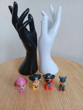 Lot figurines paw patrowl chase Ruben rocky..