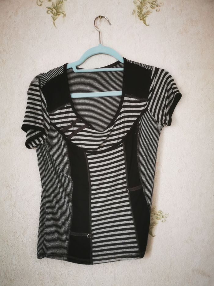 Tee-Shirt