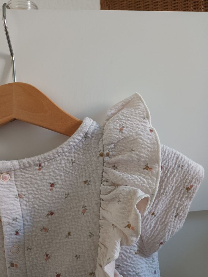 Magnifique robe fleurie effet gaze de coton 36 mois - photo numéro 5