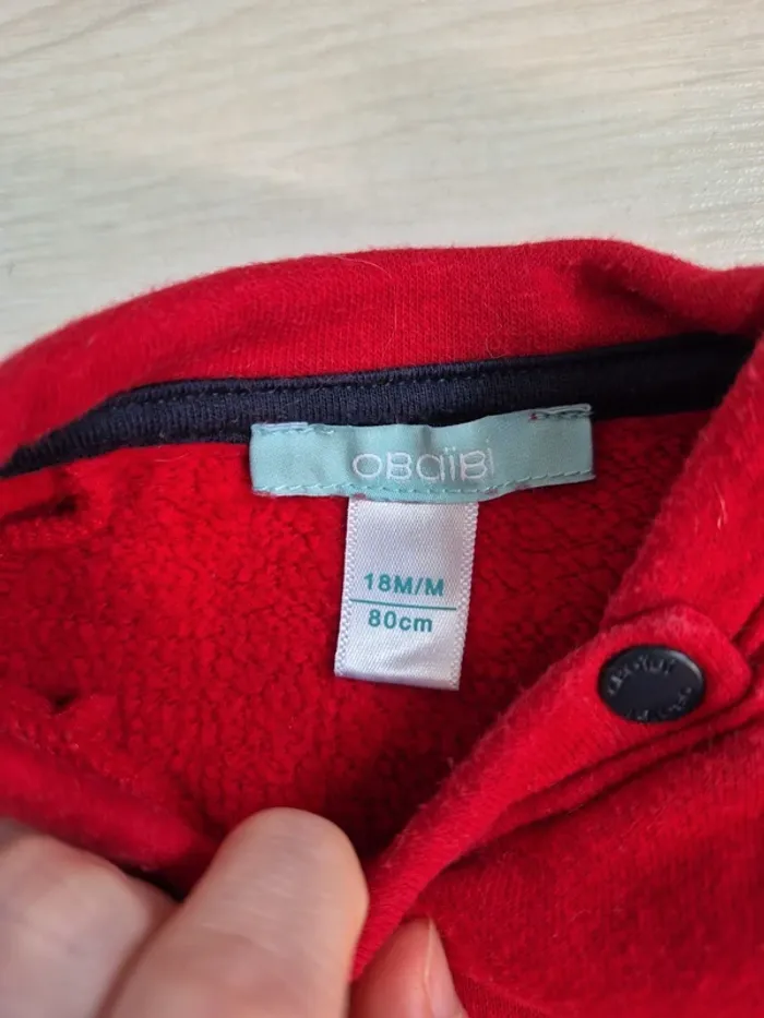 Pull rouge motif ours - photo numéro 3