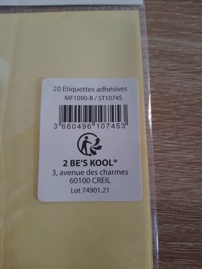 40 étiquettes adhésives ( 2be-s kool et scotch) - photo numéro 4