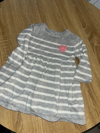 Robe pull bébé fille 12 mois en excellent état