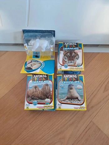 Lot 4 figurines animaux polaire animalpedia ère polaire