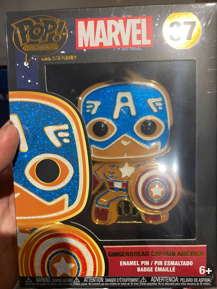 Pin's funko Marvel loungefly captain 37