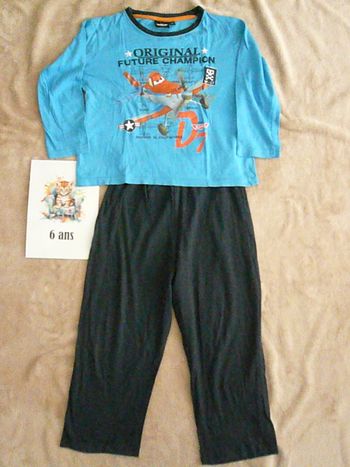 Pyjama 2 pièces Disney Planes 6 ans (n°8 bis)