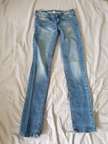 Jean femme super slim Alice marque Mango taille 36