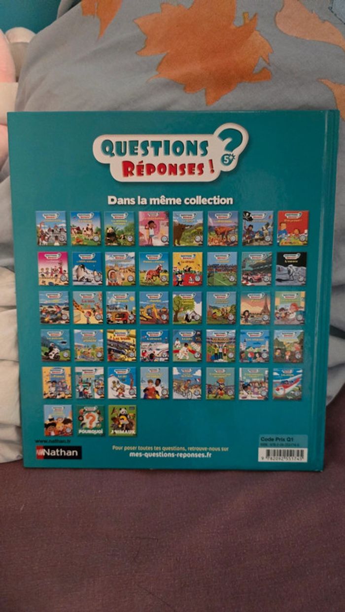 Livre questions réponses 📚 l'espace - photo numéro 2