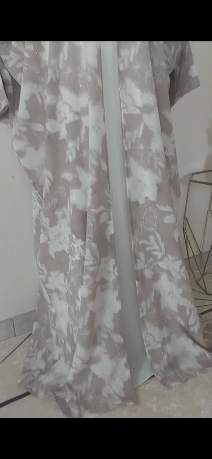 Sublime ensemble émiratie kimono neuf - photo numéro 8
