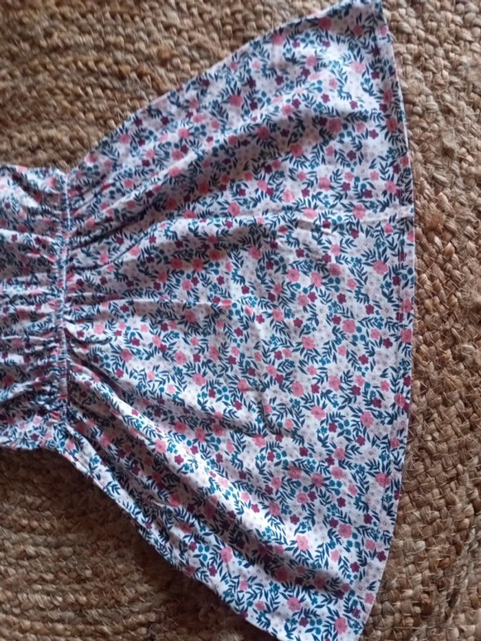 Robe d'été de marque Vertbaudet taille 5 ans - photo numéro 10