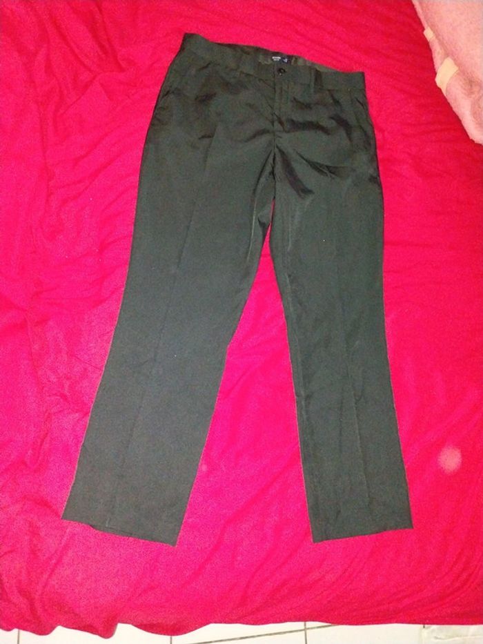 Pantalon taille 40