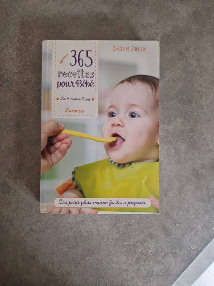 Livre 365 recette pour bébé bon état larousse