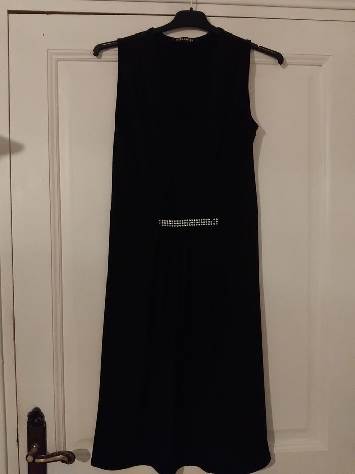 Robe noire taille 3
