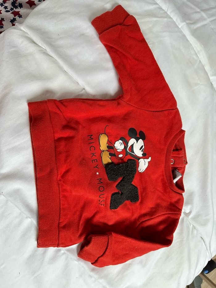 Pull Mickey 6mois