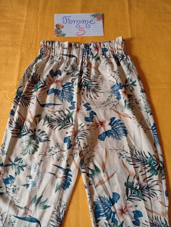 Pantalon fluide léger fleuri Taille S/M Shein - photo numéro 4