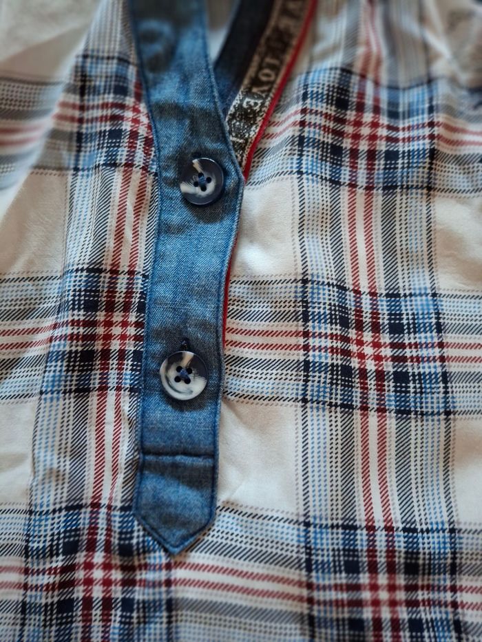 Chemise