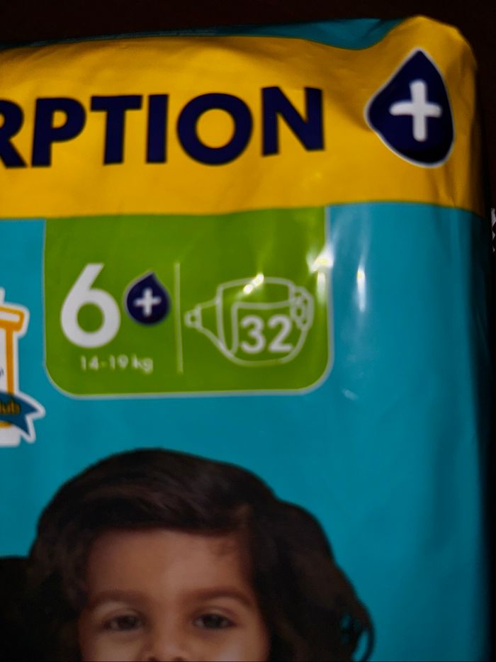 Maxi-Pack De 64 Couches Pampers Baby-Dry Neuf Dans L’emballage.