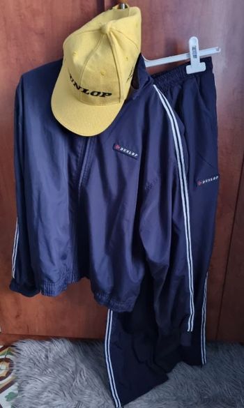 Ensemble de sport 13-14ans avec casquette Dunlop