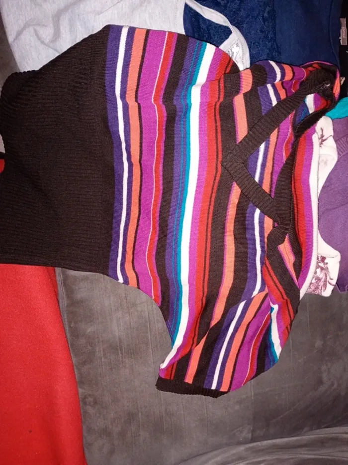 Lot de 15 vêtements femme taille S,très bon état,pull, - photo numéro 7
