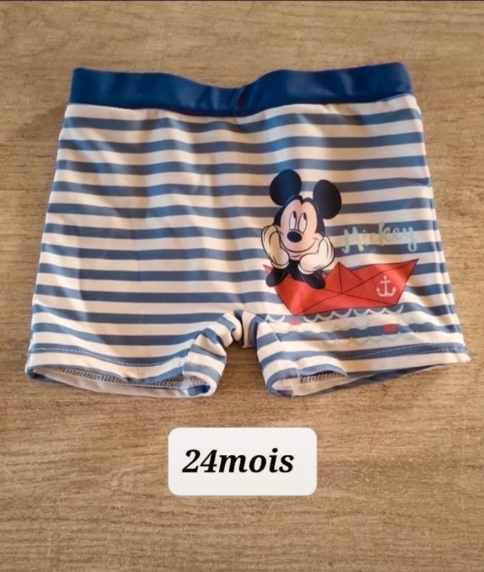 Short de bain 24mois