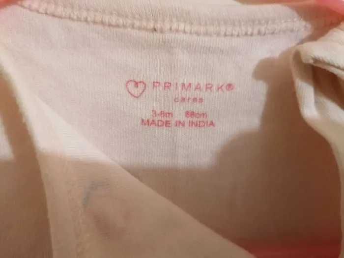 Lot Pyjama 6 mois primark et disney baby - photo numéro 3