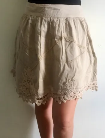 Jupe asymétrique beige