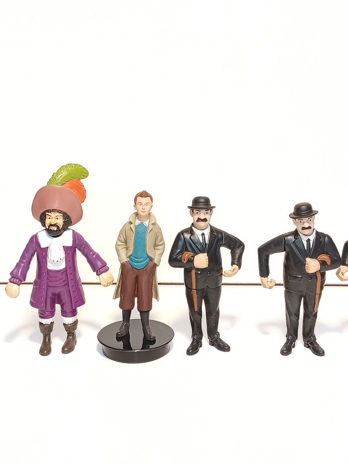 Lot figurines vintage tintin
Taille 10cm pour la plus grande - photo numéro 2