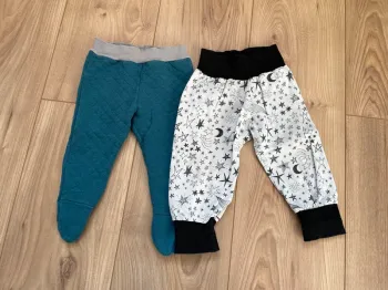 2 pantalons fait main motif étoiles taille 6mois