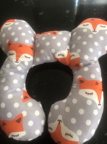 Coussin  de tête pour bébé renard 