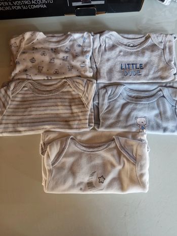 5 bodys 3-6mois 68cm