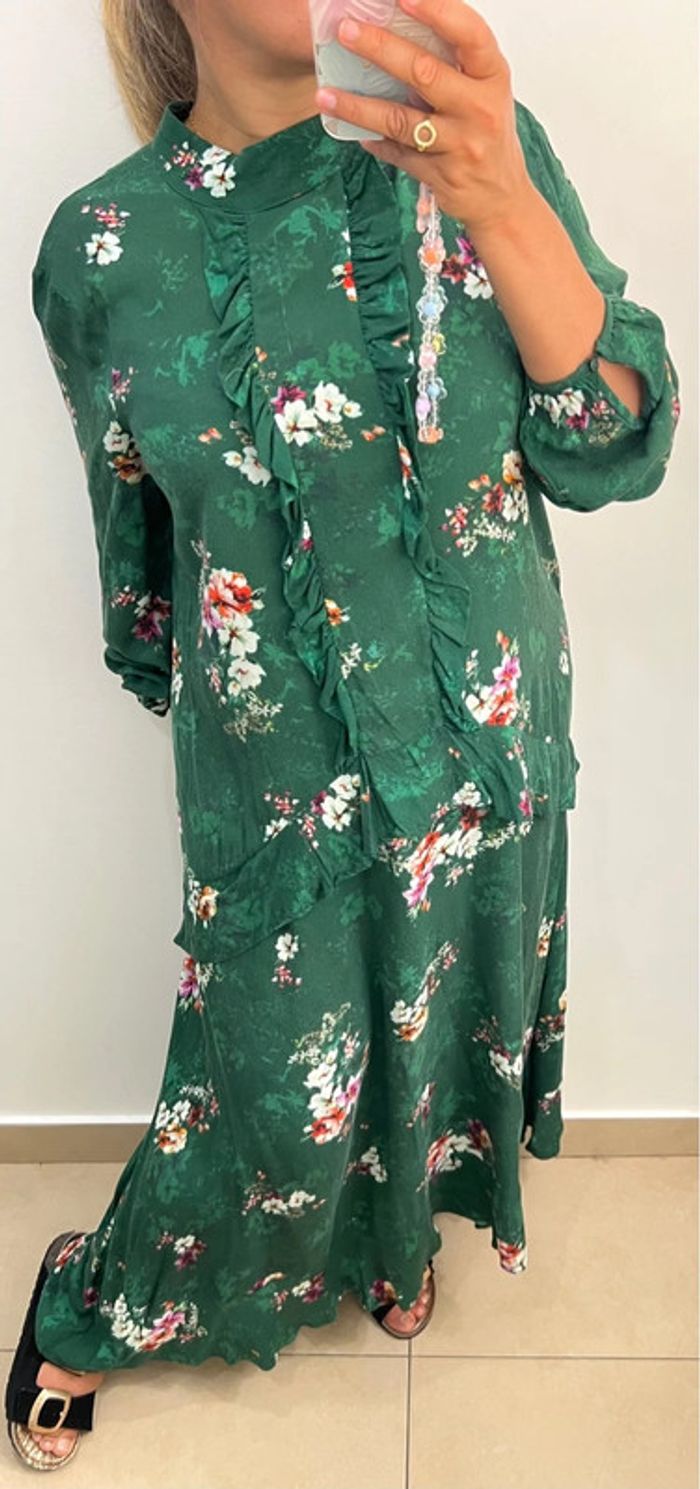 🌿Robe longue à fleurs avec volant Taille M - photo numéro 5