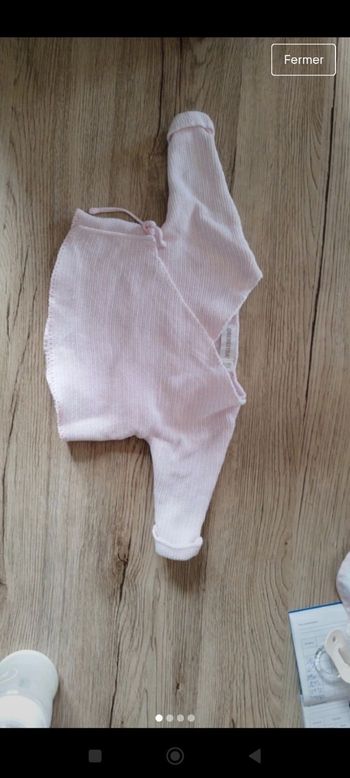 Gilet naissance neuf