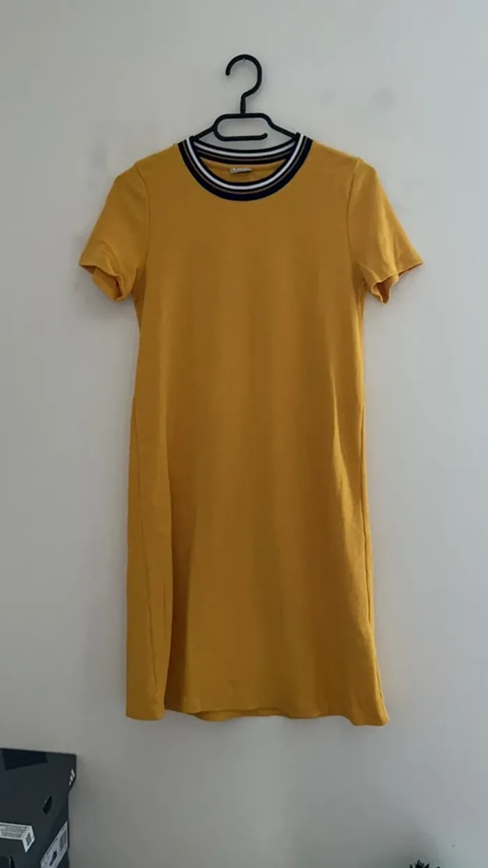 Robe moutarde