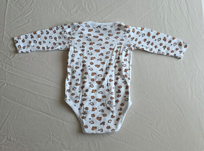 Gémo Disney Lot Ensemble Camel & Body Mickey Léopard 9 mois - photo numéro 6