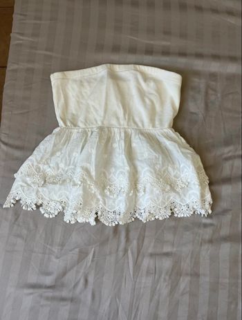 Top bandeau blanc avec broderie