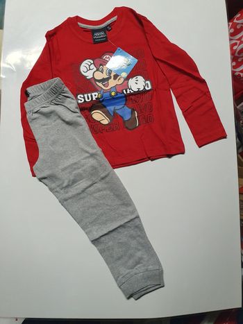Pyjama mario