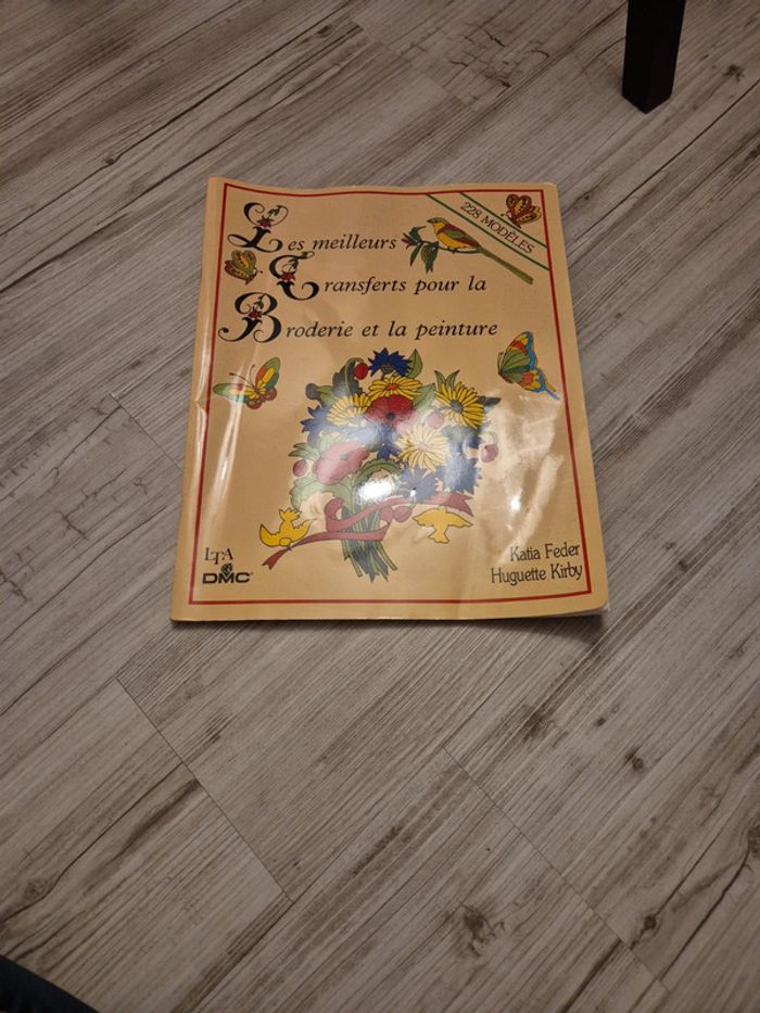 Livre broderie