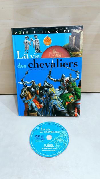 📚 Livre avec DVD pédagogique : La vie des chevaliers