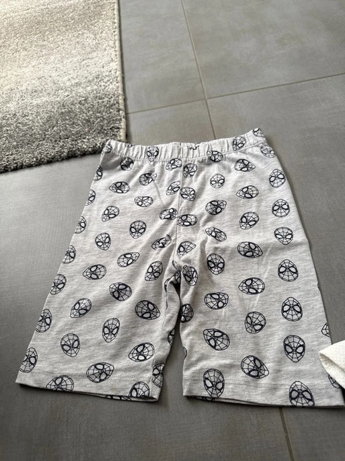 Short spiderman taille 104 - photo numéro 2