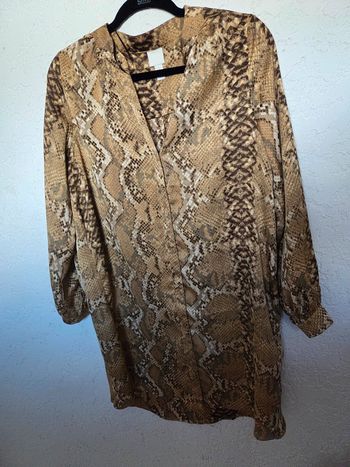 Robe blouse femme motif python h & m