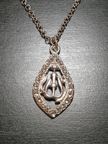 Collier "Allah" Losange argenté 