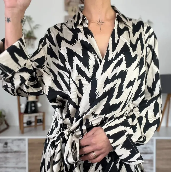 SOLDE Robe cache cœur  taille 4XL - Maëlle- Neuf - photo numéro 6