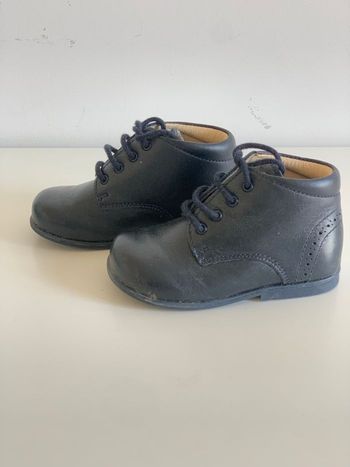 Chaussure de marche bleu marine