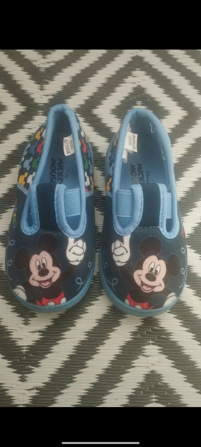 Chausson neuf mickey