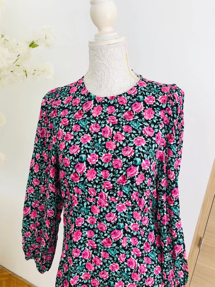 Robe fleuries Zara neuve taille M - photo numéro 4
