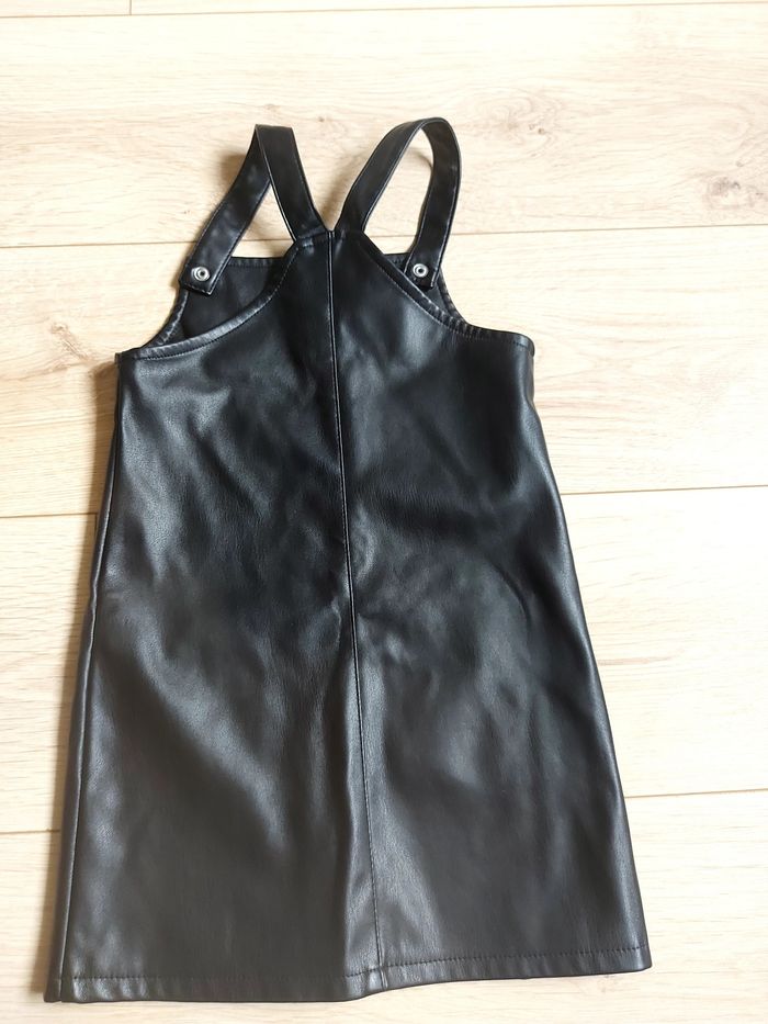 Robe noire primark 5 ans - photo numéro 2